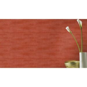 Pared con papel tapiz para pared color rojo junto a florero